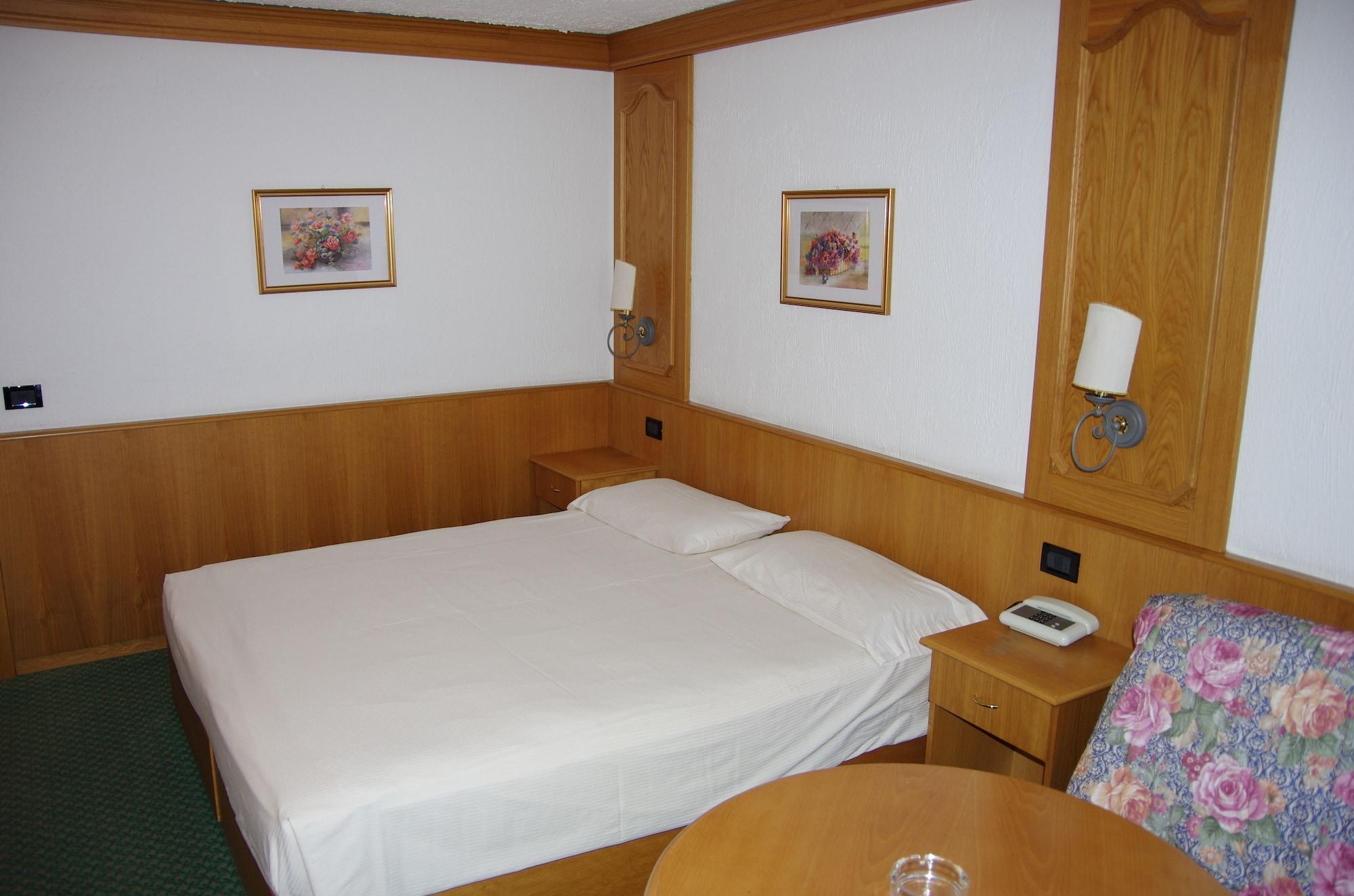 Hotel Intermonti Livigno Exterior photo