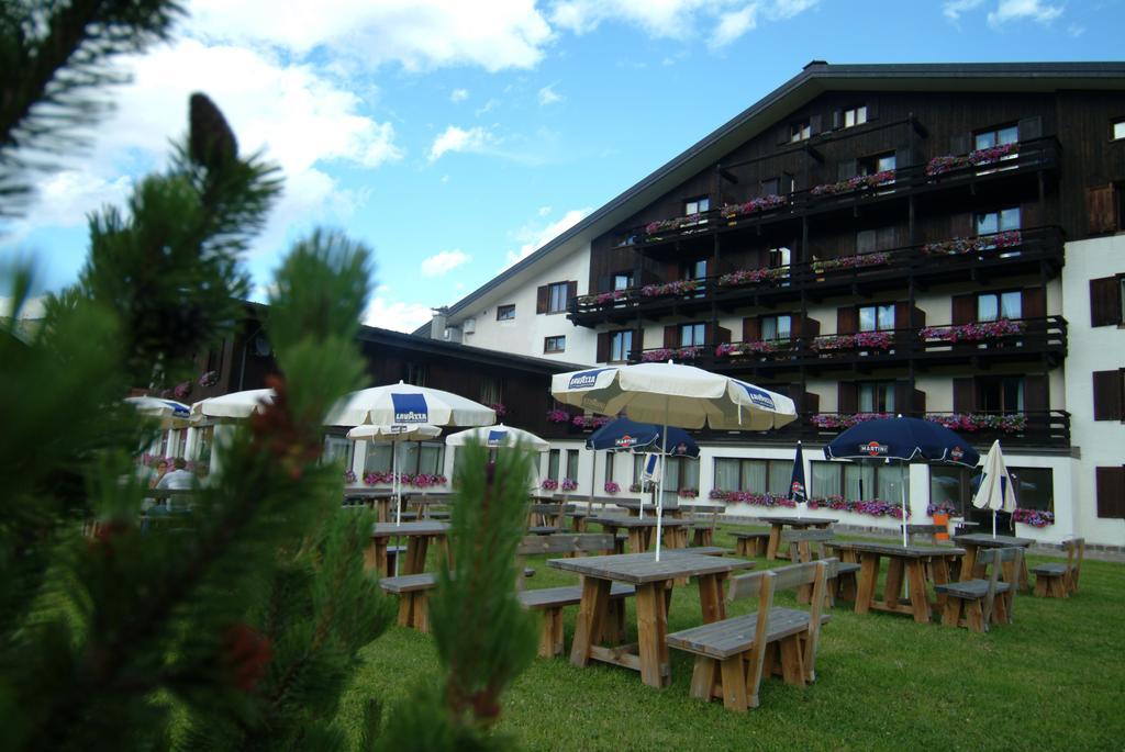Hotel Intermonti Livigno Exterior photo